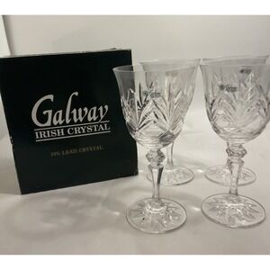 Vtg Set of  4 GALWAY IRISH Crystal  7 5/8" Wine Stems original Sticker and box